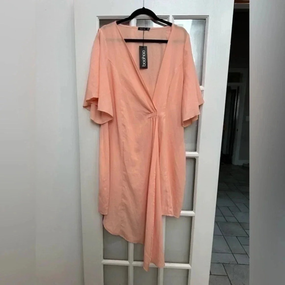Boohoo | Blush Pink Sarah Wrap Woven Occassion Midi Dress Plus Size 20 US NWT - Picture 1 of 8